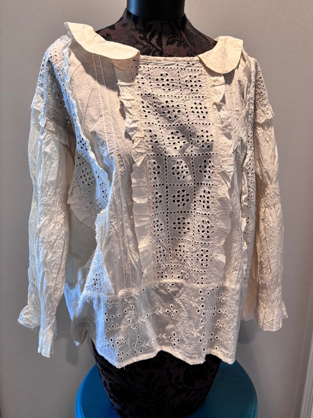 Paperlace, OS, eyelet blouse
